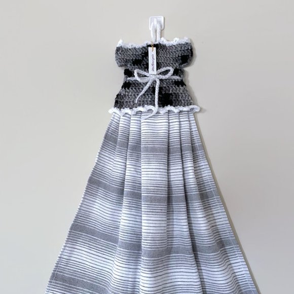 Crochet set, Dress Shape Dish Towel, Handmade Crochet Pot Holder - Picture 5 of 9